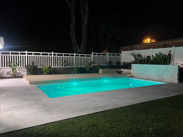 Pool installation Gold Coast suburb